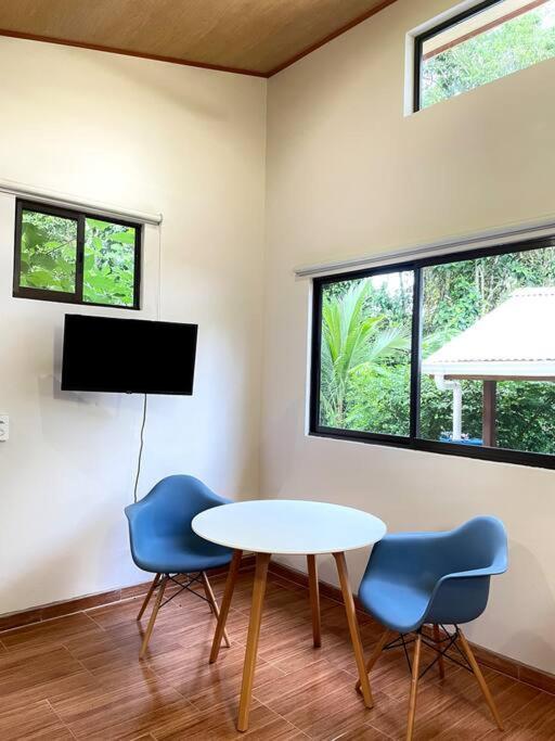 דירות Puerto Viejo de Talamanca Casa Noil, Beautiful Eco House Near The Beach! מראה חיצוני תמונה