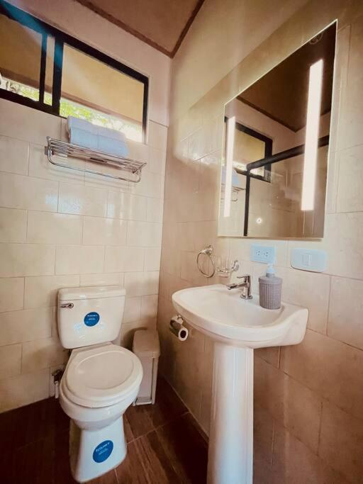 דירות Puerto Viejo de Talamanca Casa Noil, Beautiful Eco House Near The Beach! מראה חיצוני תמונה