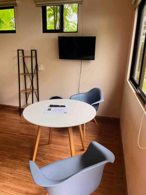 דירות Puerto Viejo de Talamanca Casa Noil, Beautiful Eco House Near The Beach! מראה חיצוני תמונה