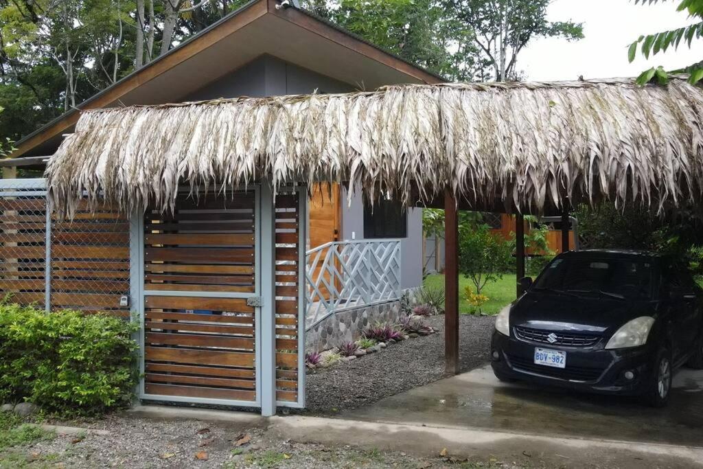 דירות Puerto Viejo de Talamanca Casa Noil, Beautiful Eco House Near The Beach! מראה חיצוני תמונה